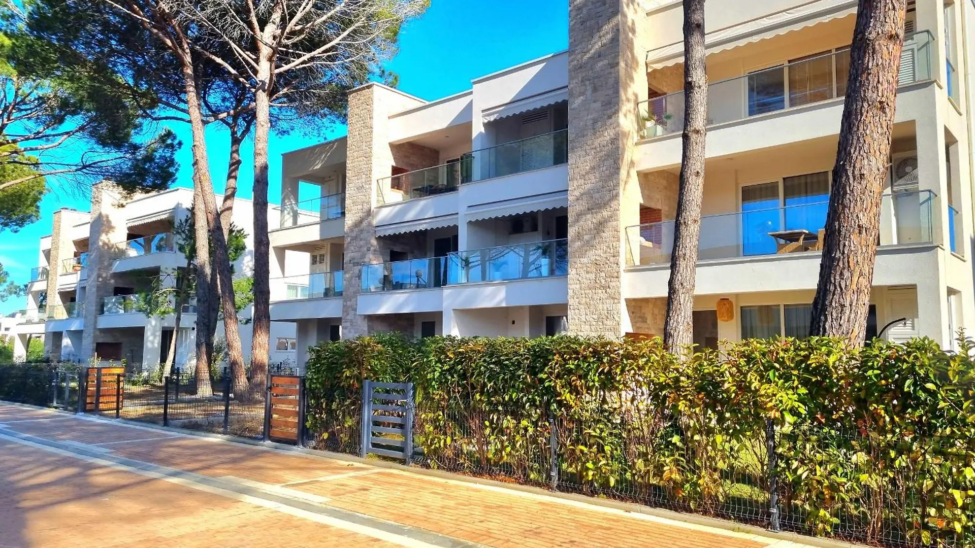 Cozy Beach Apartment - 296 Dıraç Arnavutluk